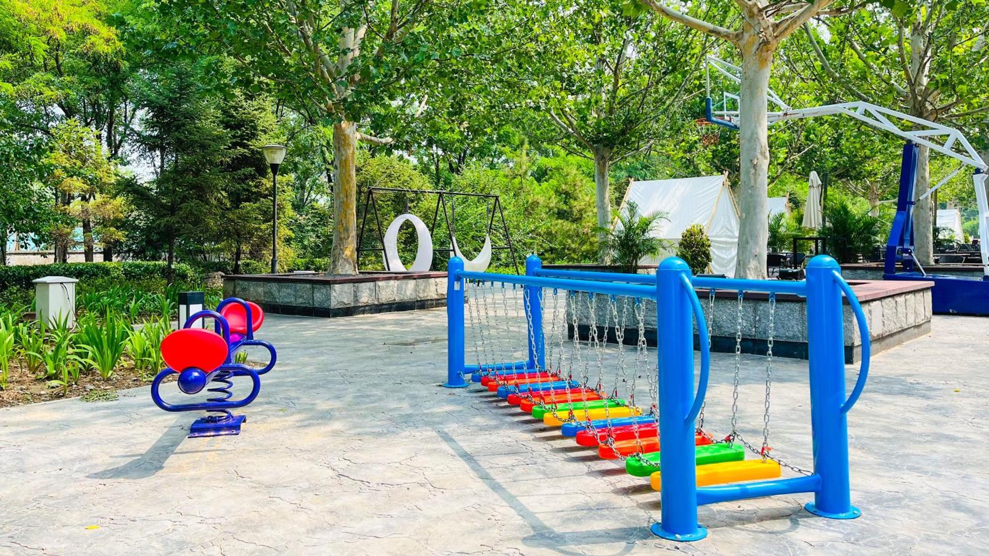 Holiday Inn Beijing Shijingshan Parkview By Ihg Eksteriør billede